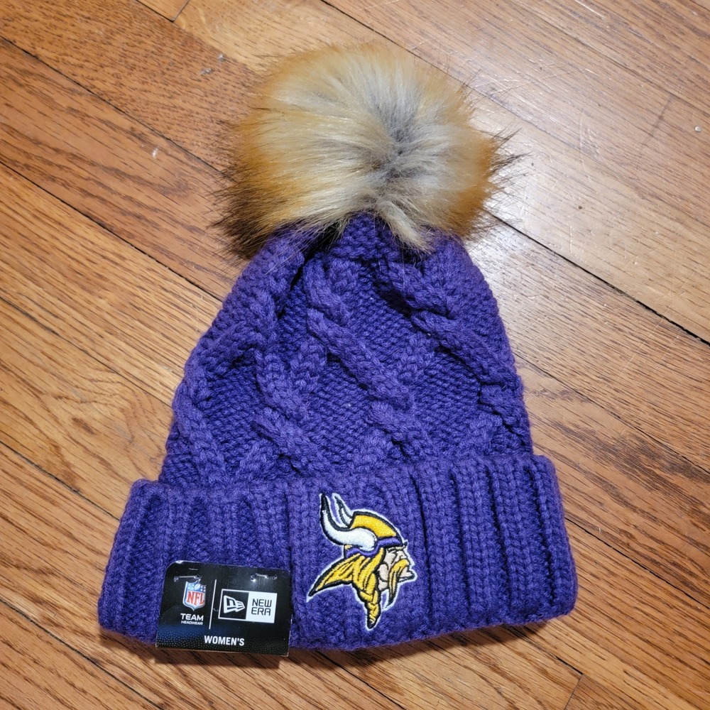 New Era‎ Women's Purple Minnesota Vikings Cabled Cuff Knit Hat with Faux Fur Pom